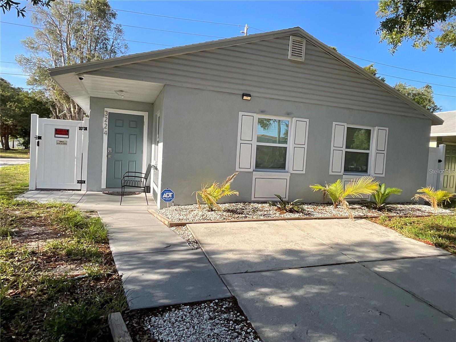 This is an amazing opportunity to be very close to downtown the interstates in an absolutely immaculate condition. Three bedroom two bath home owner is looking for long-term tenant. Fenced in backyard inside washer and dryer a spotless rental that will not last.