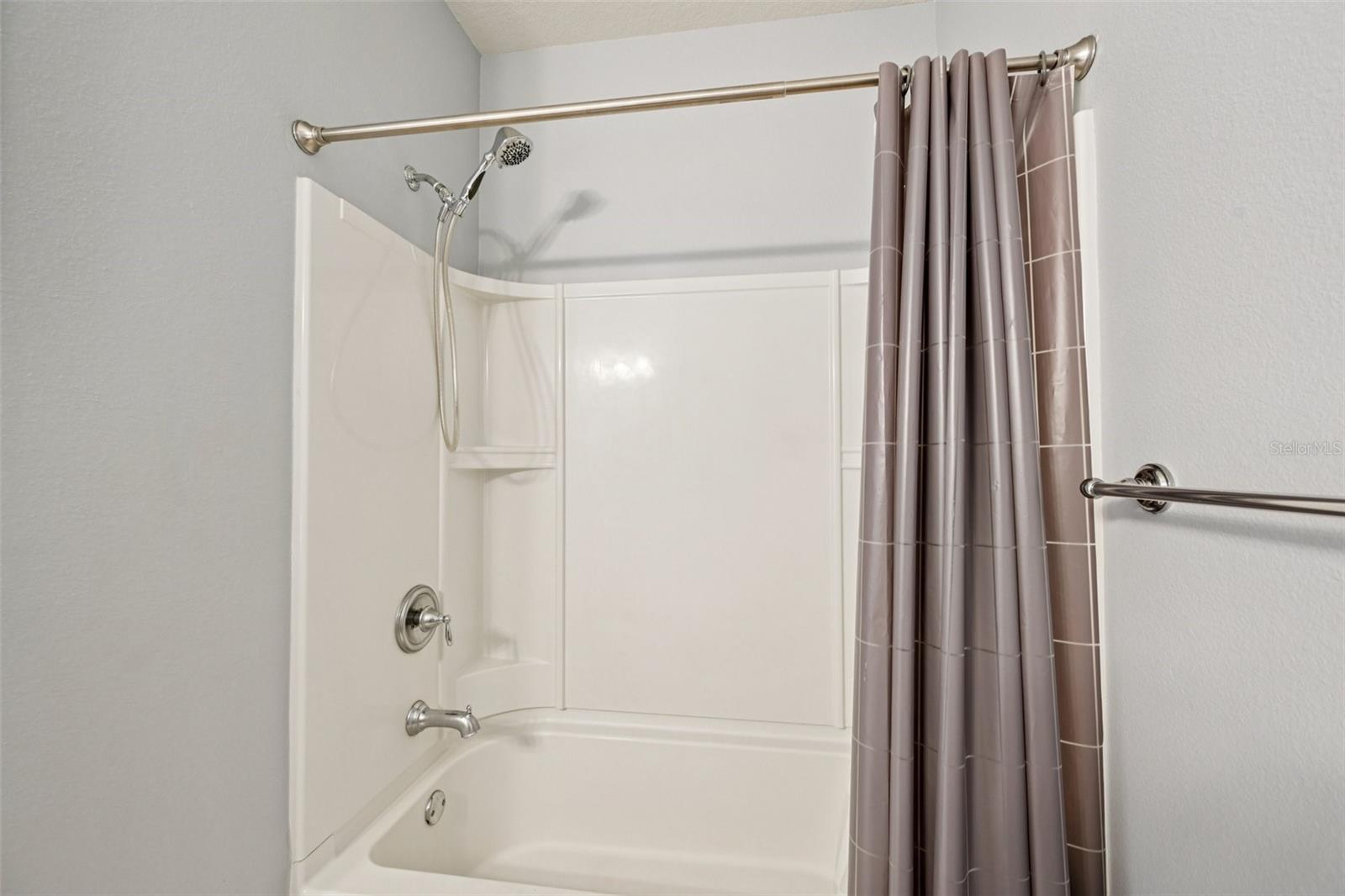 SAN MICHELE AT UNIVERSITY COMMONS - Residential