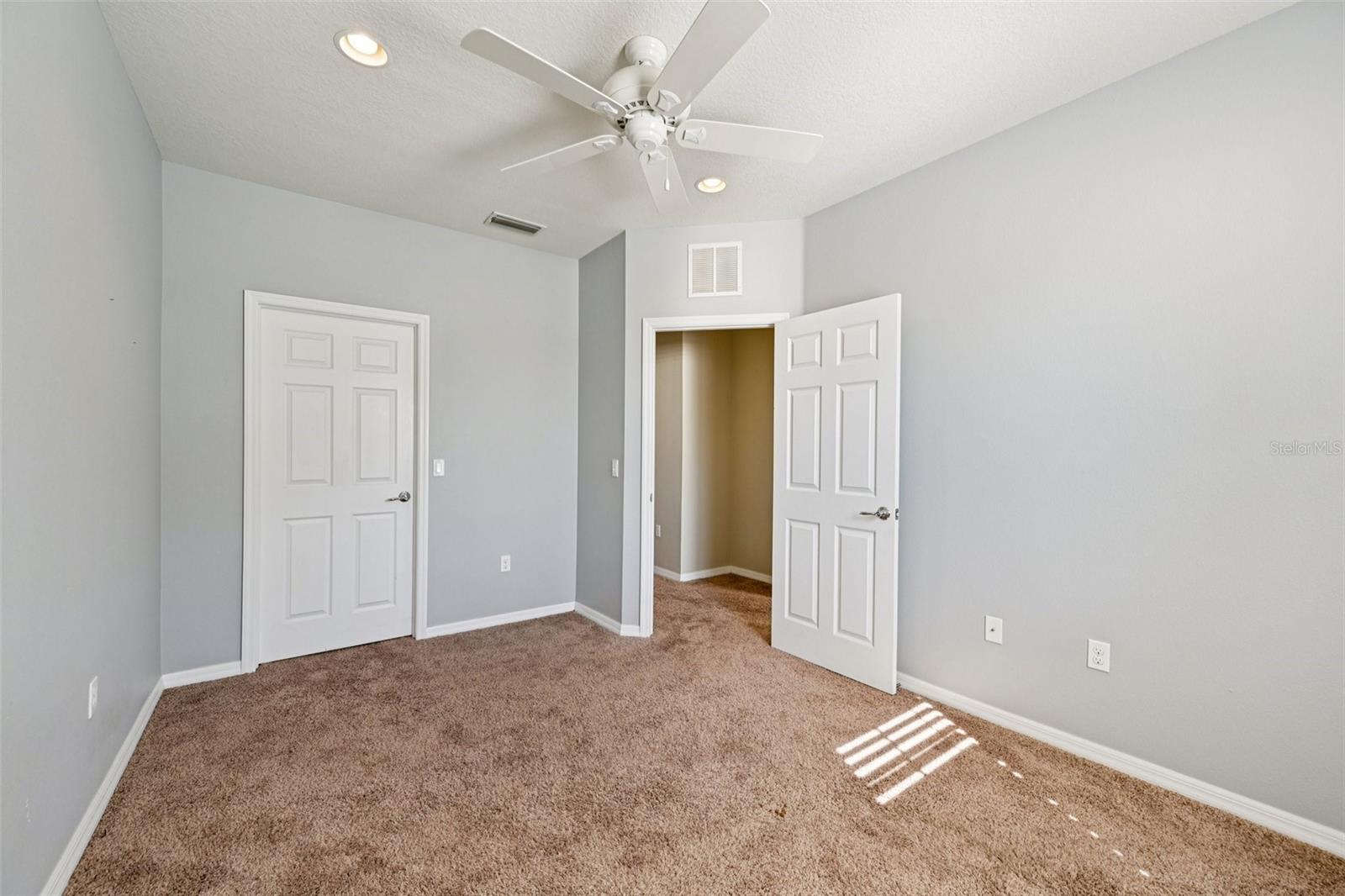 SAN MICHELE AT UNIVERSITY COMMONS - Residential