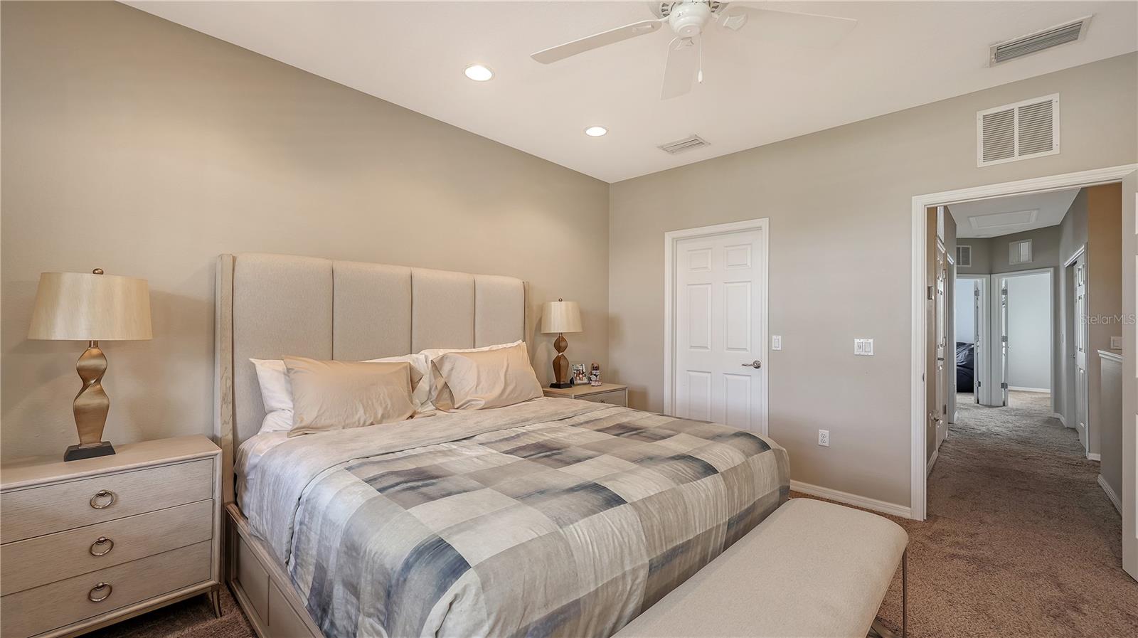 SAN MICHELE AT UNIVERSITY COMMONS - Residential