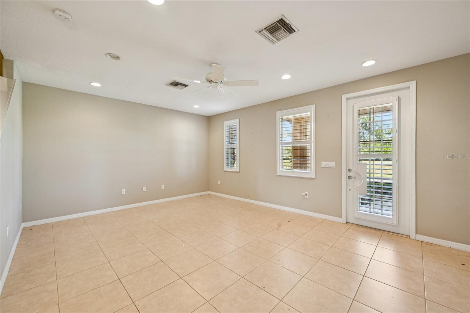 SAN MICHELE AT UNIVERSITY COMMONS - Residential