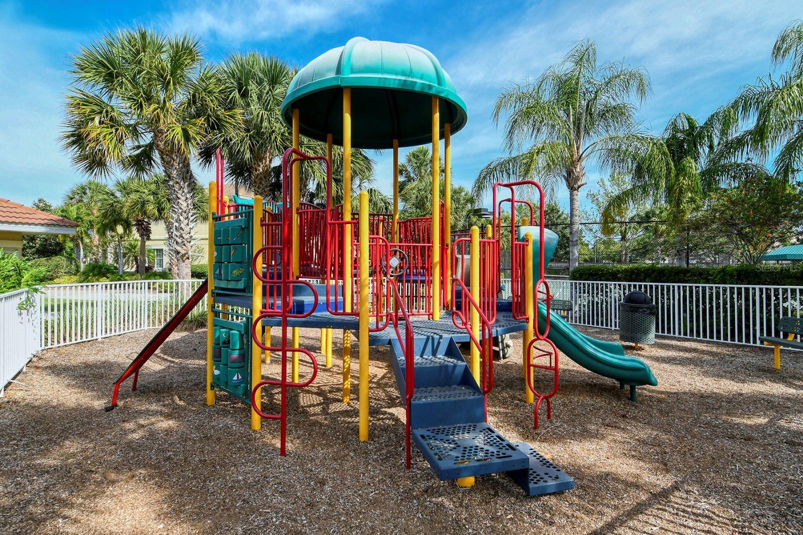 SAN MICHELE AT UNIVERSITY COMMONS - Residential