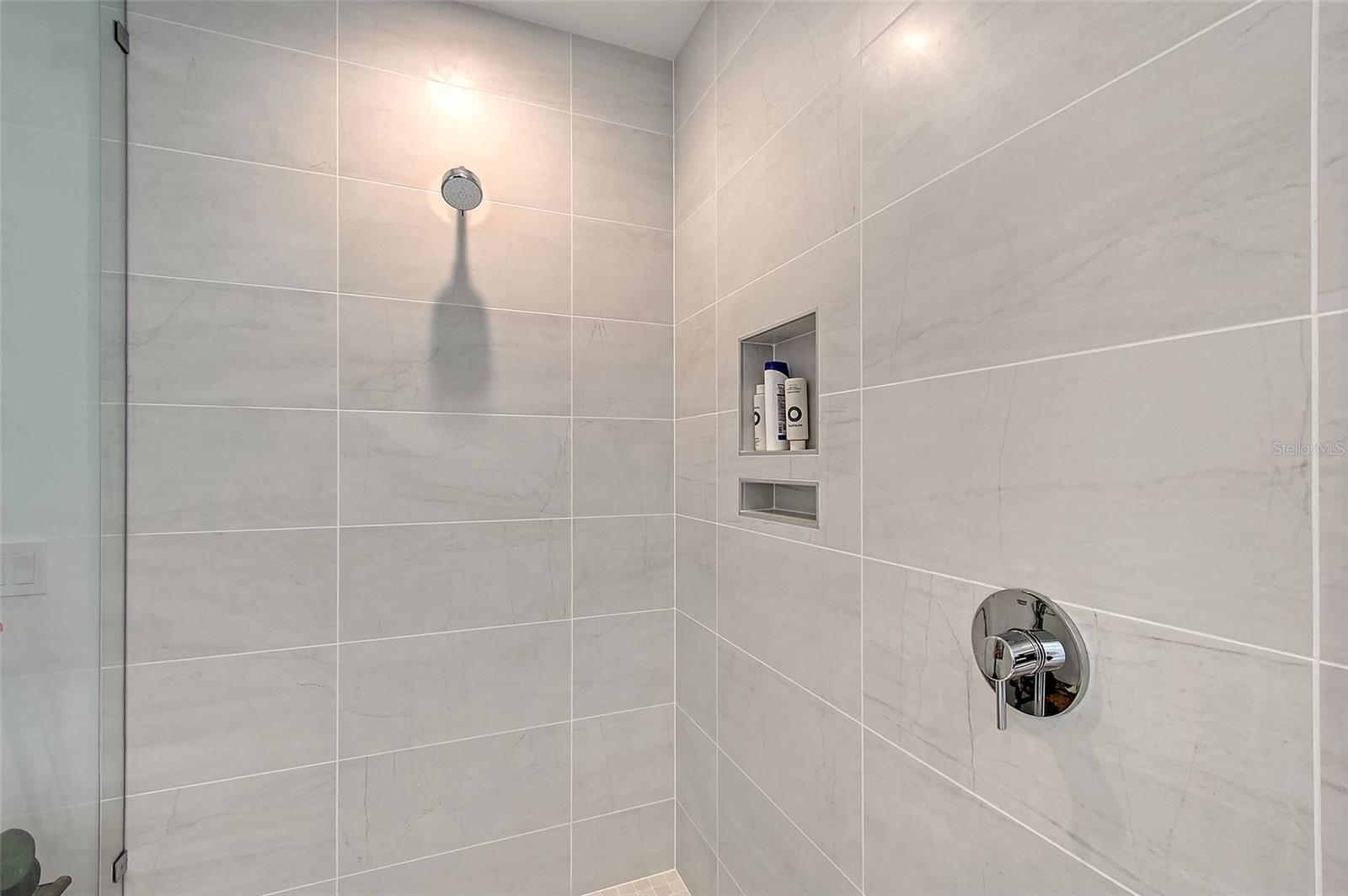 BAYSO SARASOTA CONDOMINIUM - Residential