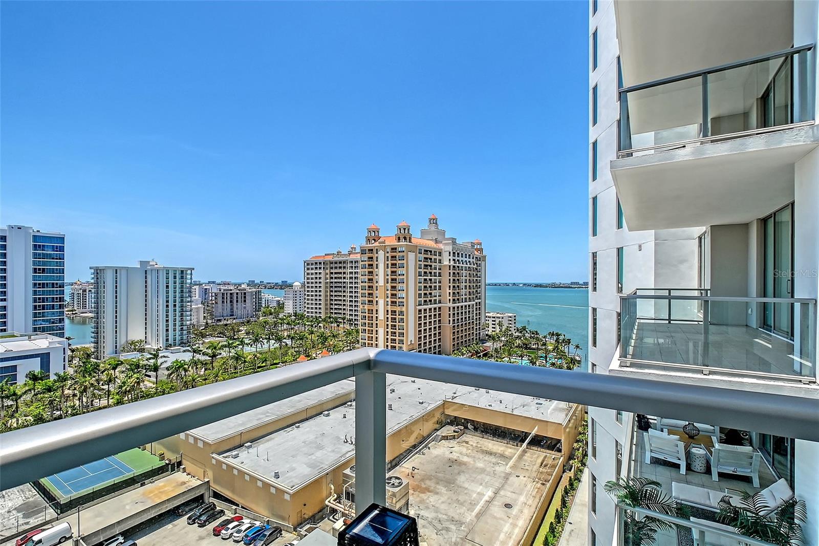 BAYSO SARASOTA CONDOMINIUM - Residential