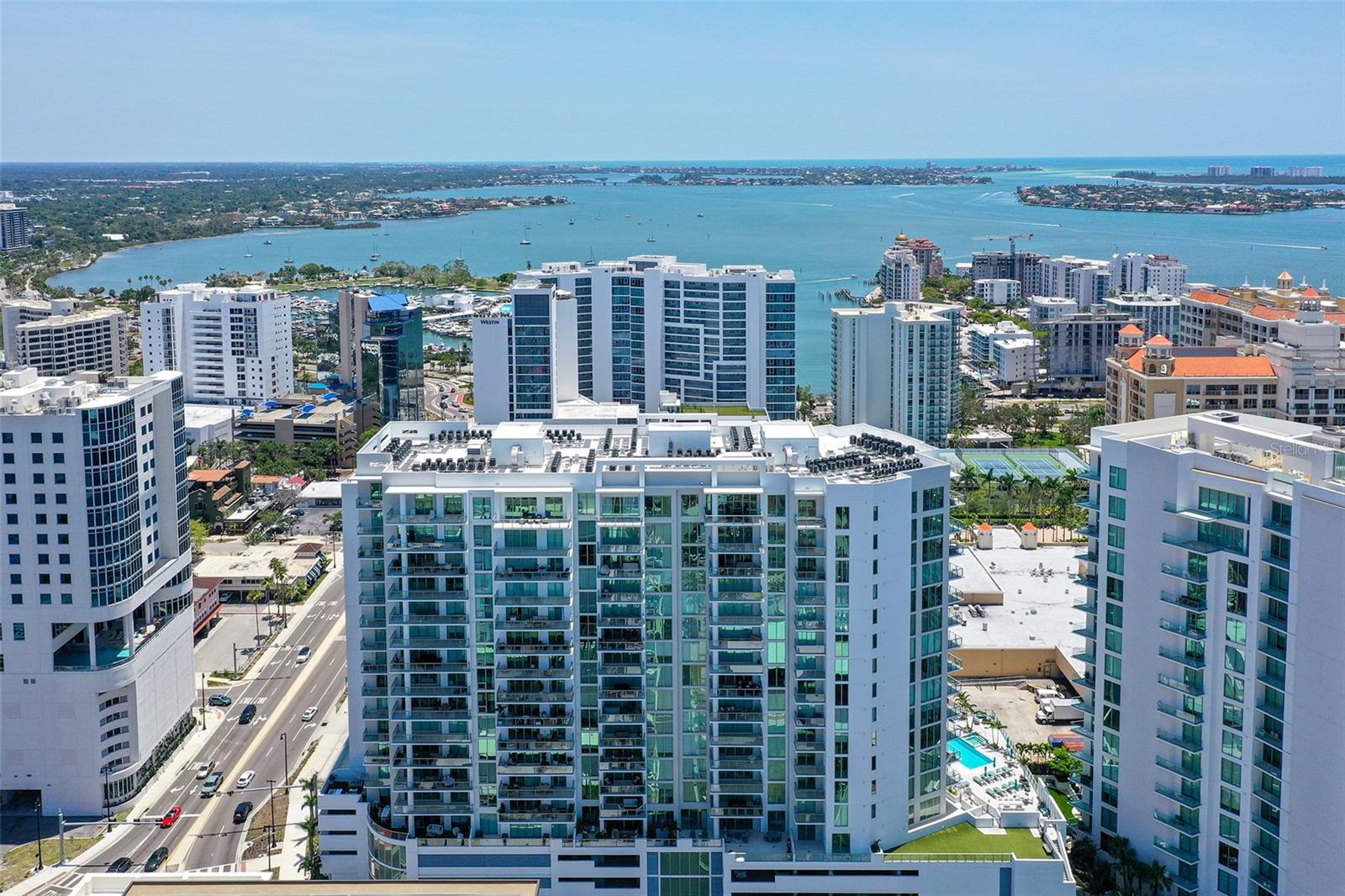BAYSO SARASOTA CONDOMINIUM - Residential