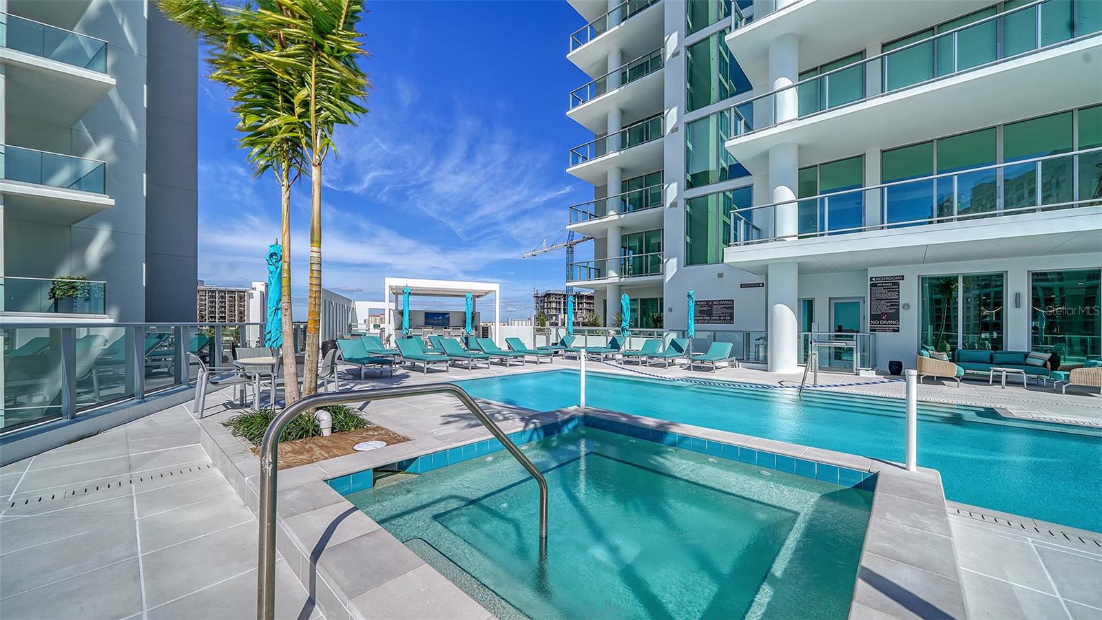 BAYSO SARASOTA CONDOMINIUM - Residential