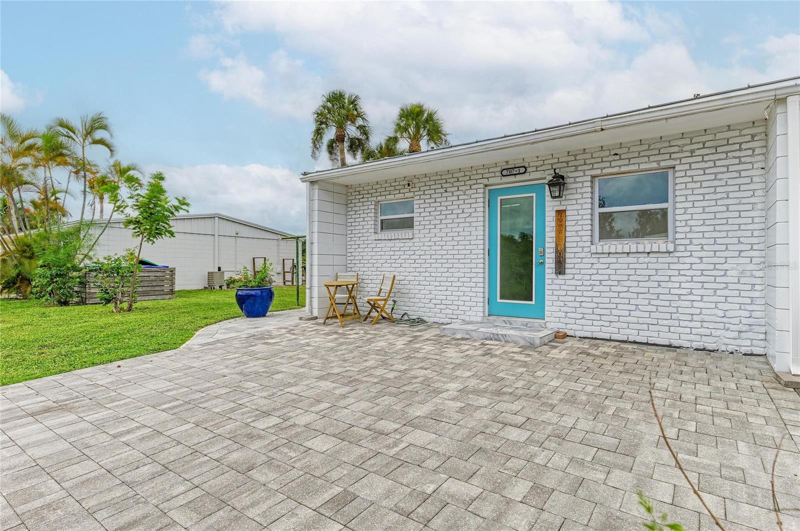 707 SAINT JUDES DRIVE S 1
