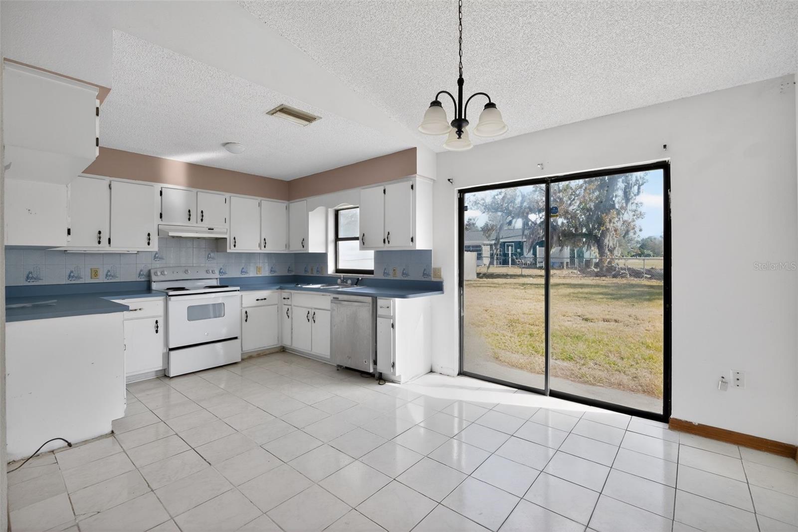 MARION OAKS UN 01 - Residential