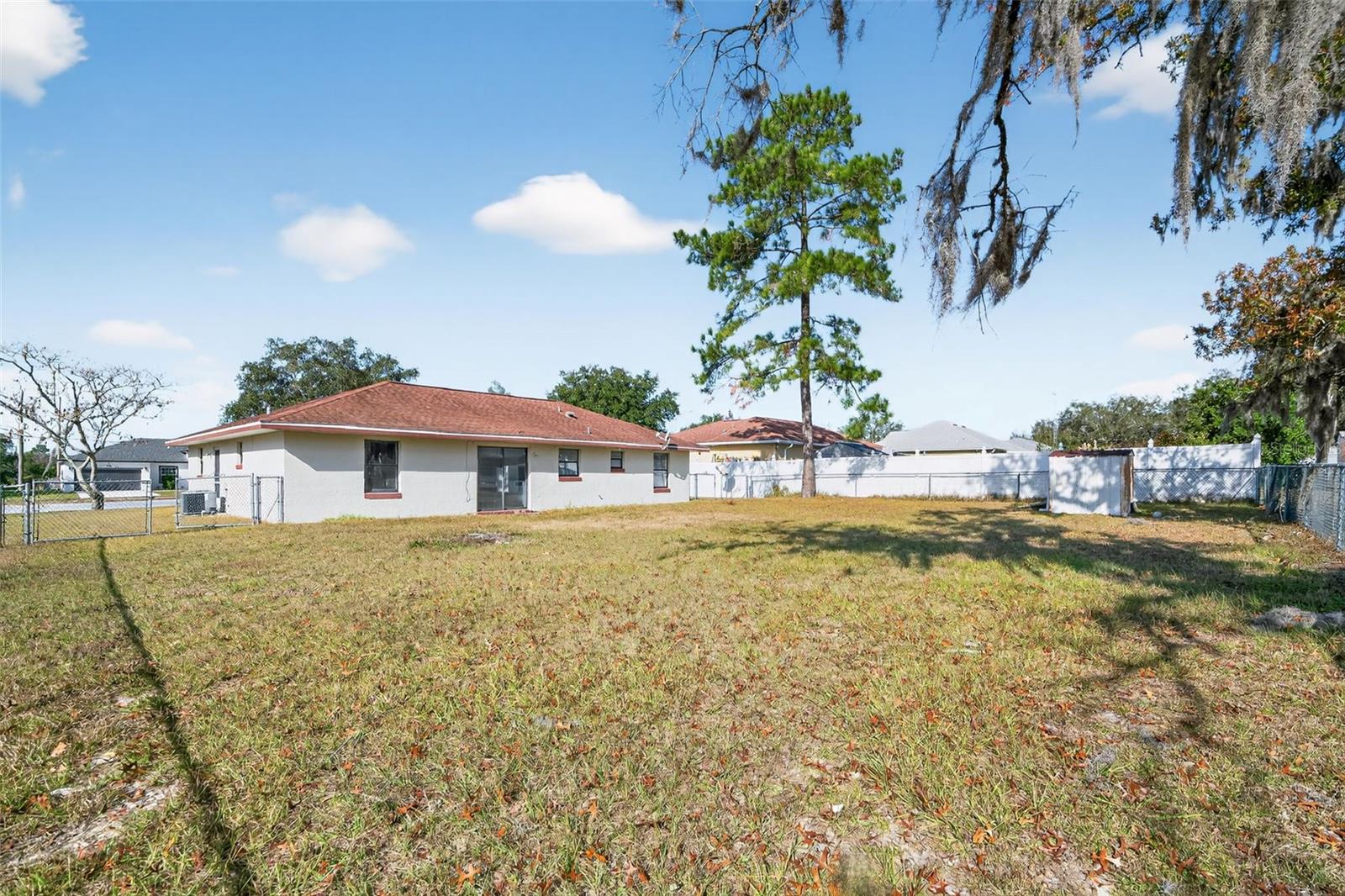 MARION OAKS UN 01 - Residential