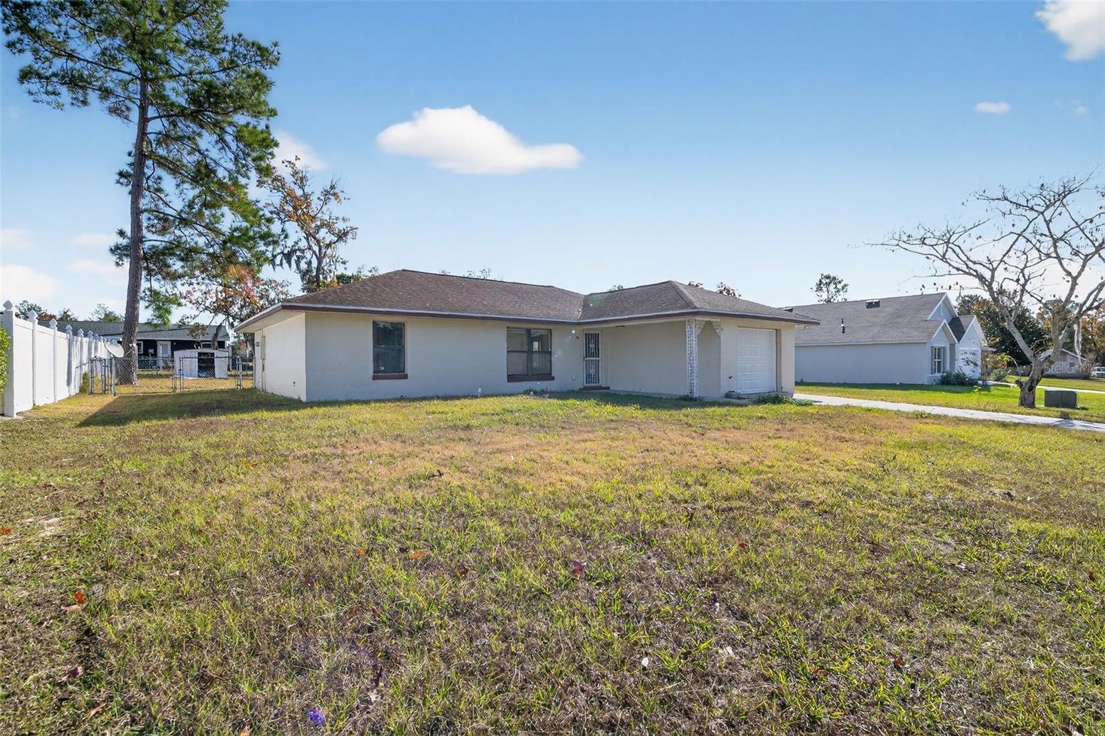 MARION OAKS UN 01 - Residential