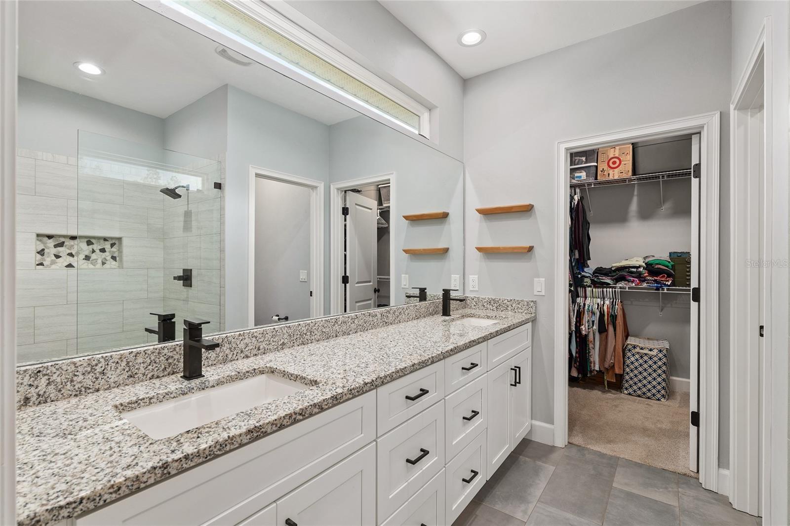 PEYTON'S PRESERVE PB 36 PG 7 LOT 12 OR 4781/1221 - Residential