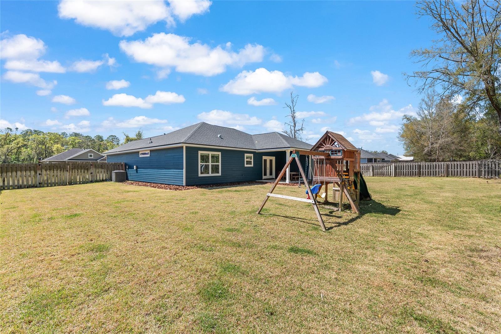 PEYTON'S PRESERVE PB 36 PG 7 LOT 12 OR 4781/1221 - Residential