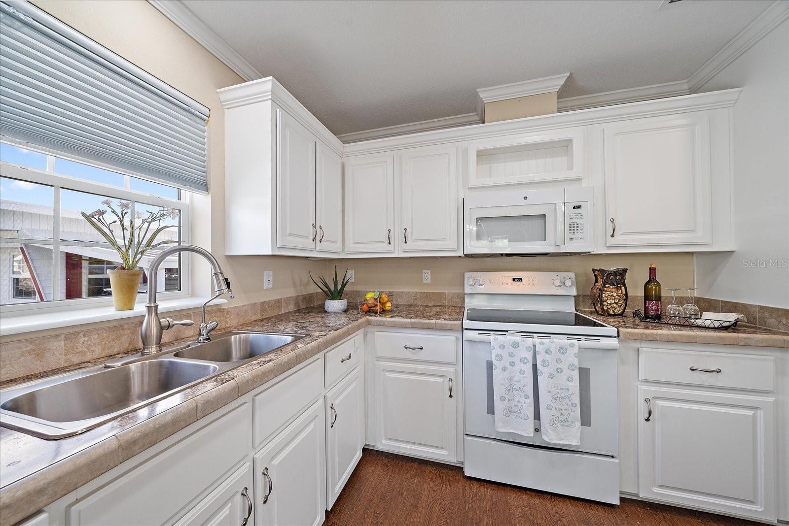 LEISURE LAKE MOBILE HOME PARK CO-OP - Residential