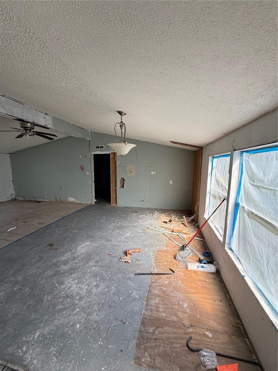 OAKLAND HILLS SUB - Residential