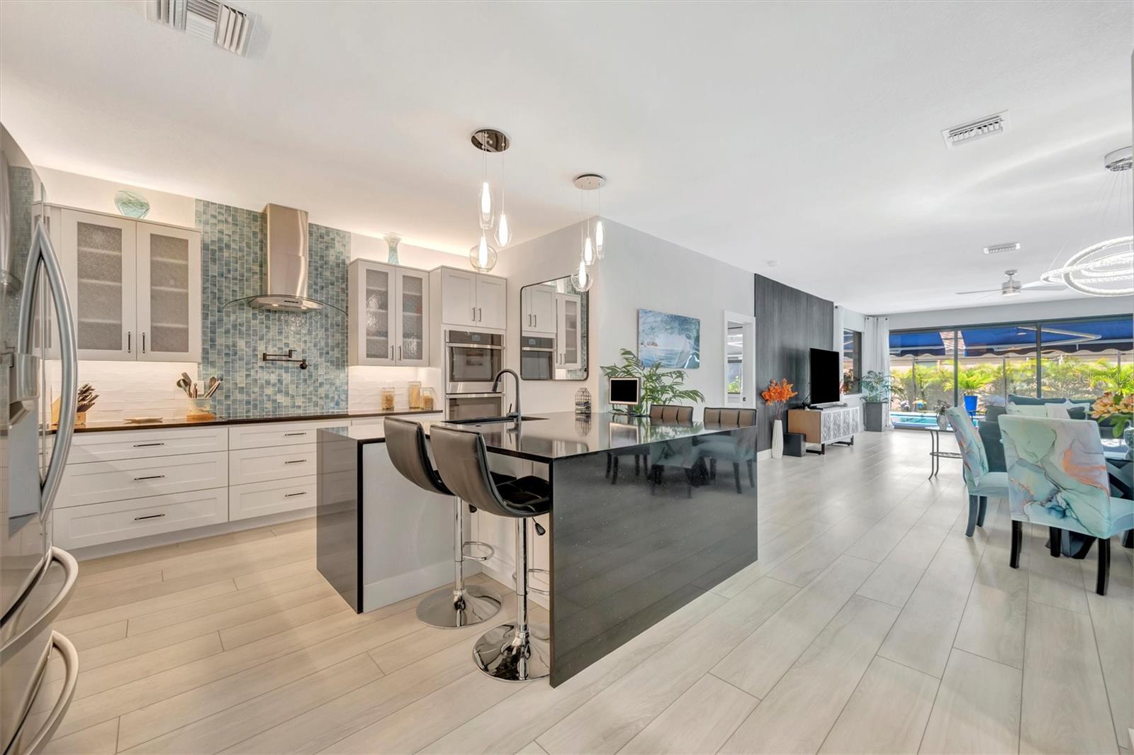 RIVER STRAND - Residential