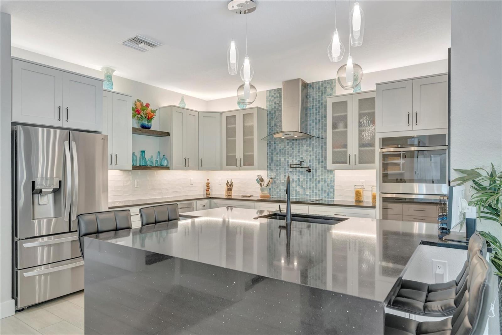 RIVER STRAND - Residential