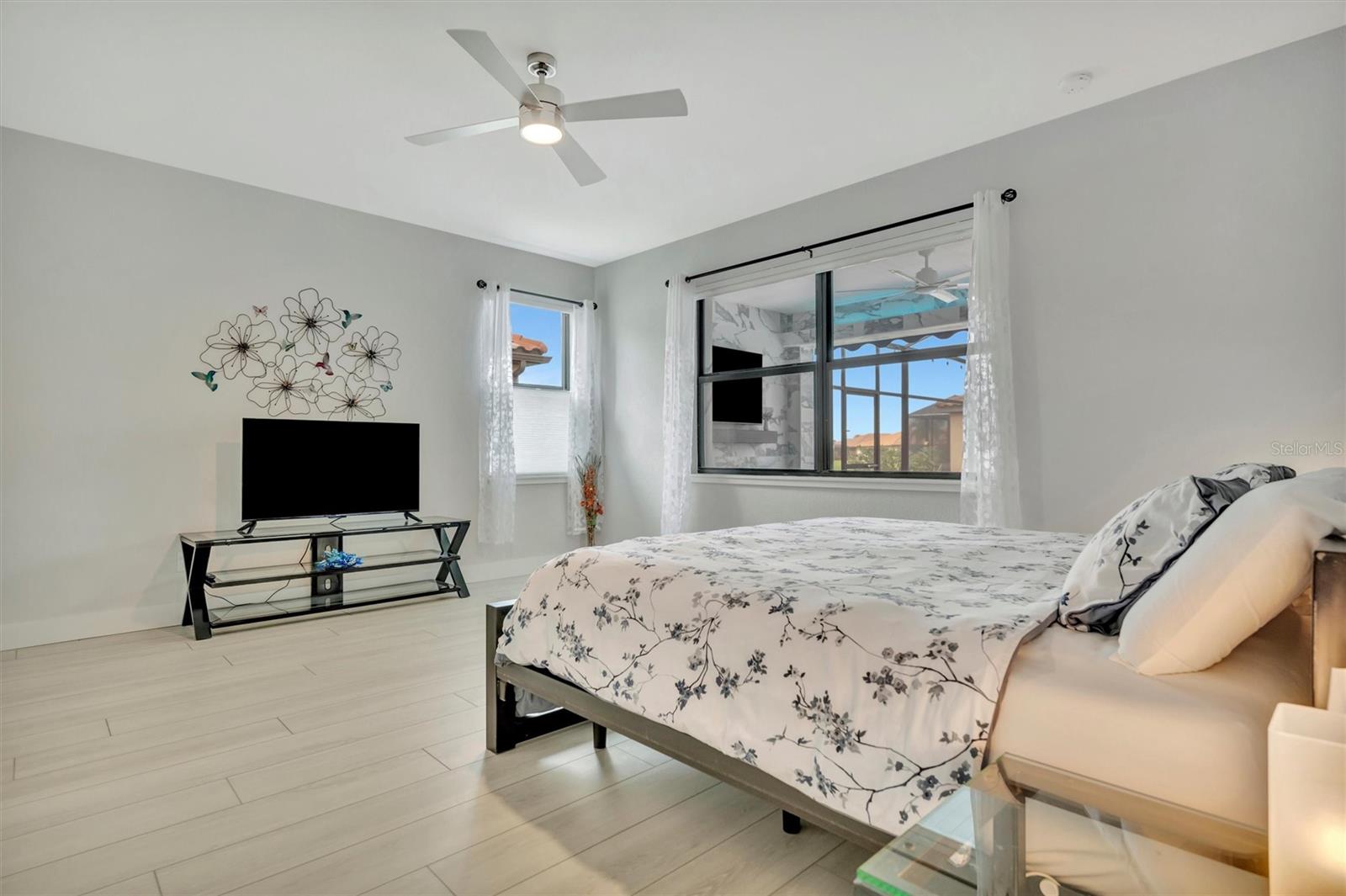 RIVER STRAND - Residential