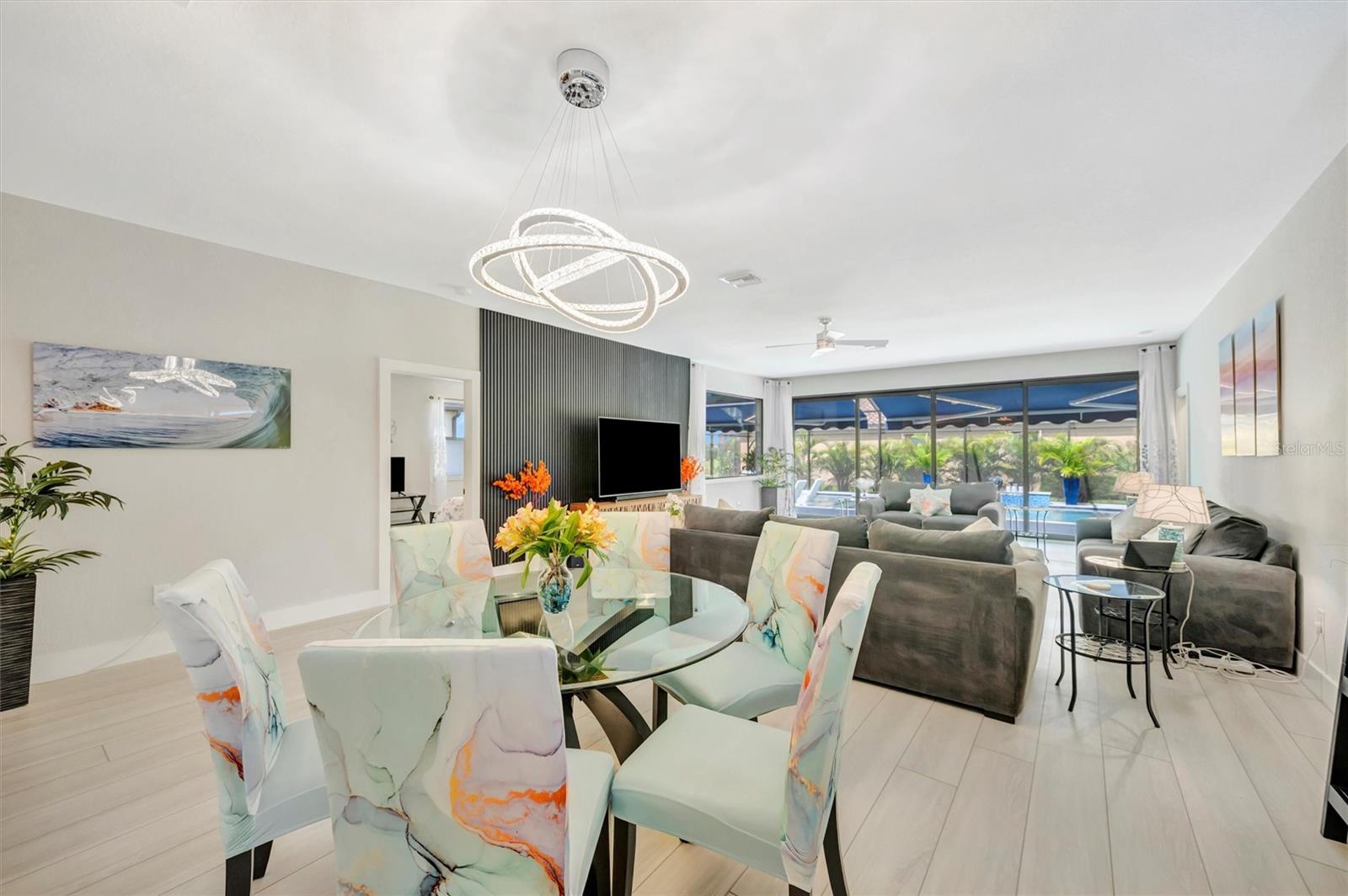 RIVER STRAND - Residential