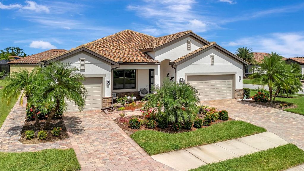 Photo of 6741 Rookery Lake Drive, Bradenton, FL 34212 (MLS # A4666622)