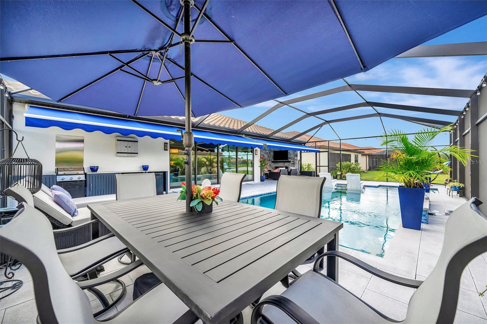 RIVER STRAND - Residential