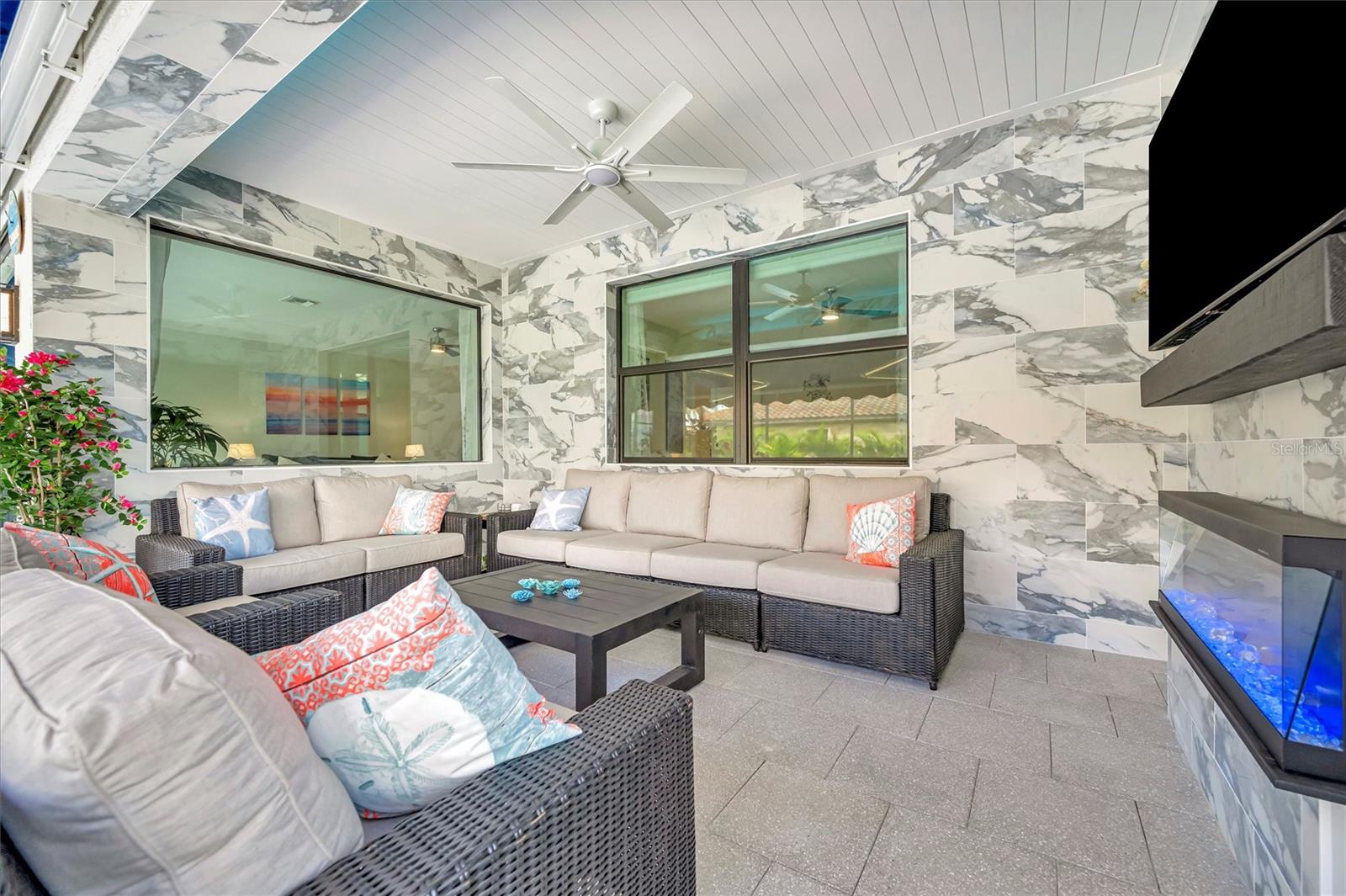 RIVER STRAND - Residential