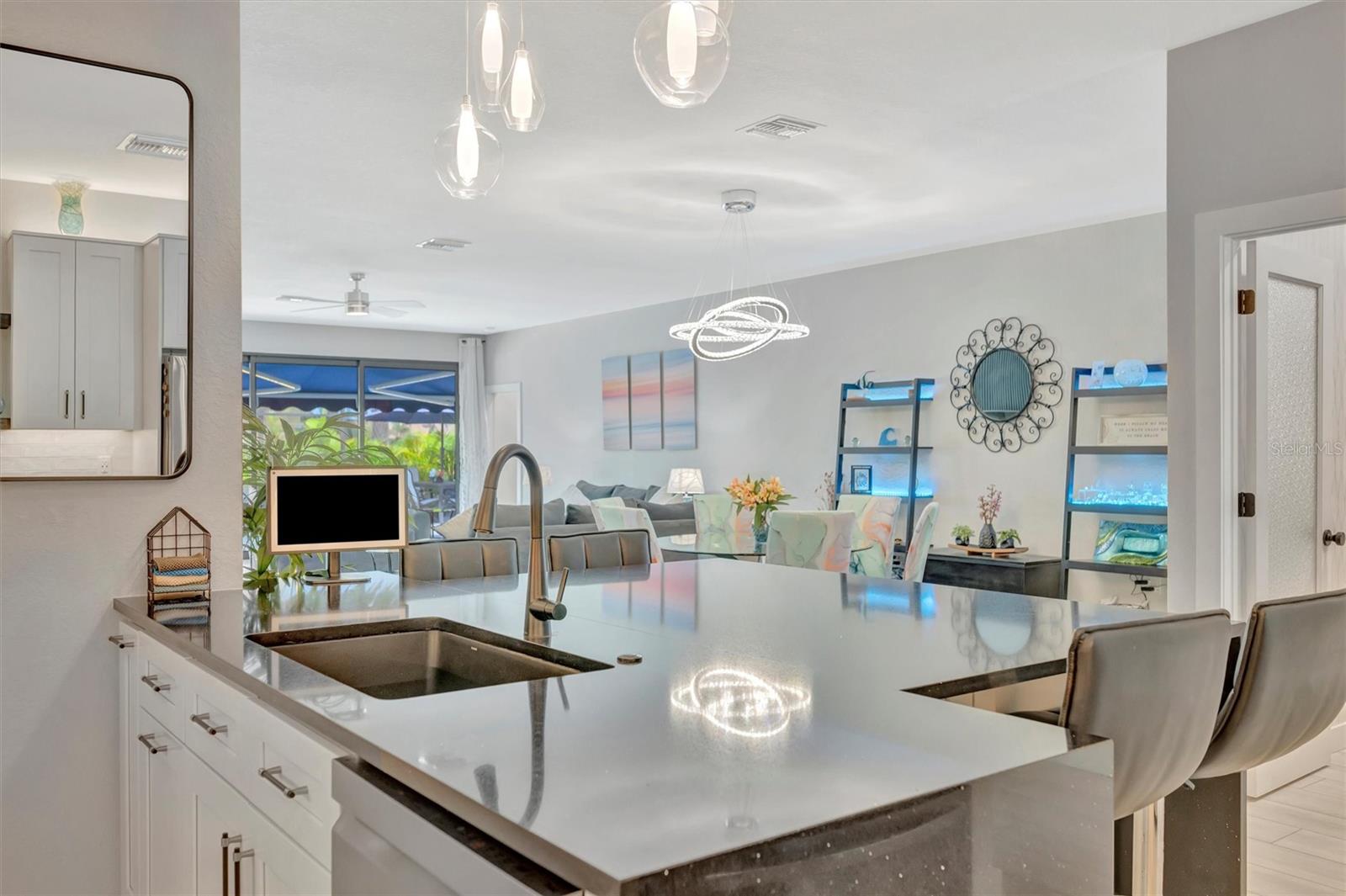 RIVER STRAND - Residential