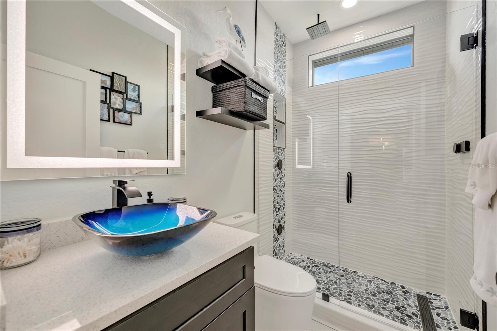 RIVER STRAND - Residential