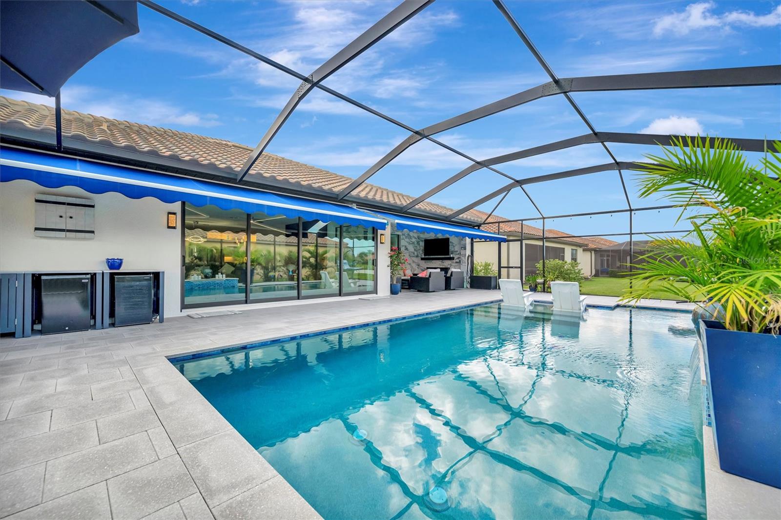 RIVER STRAND - Residential