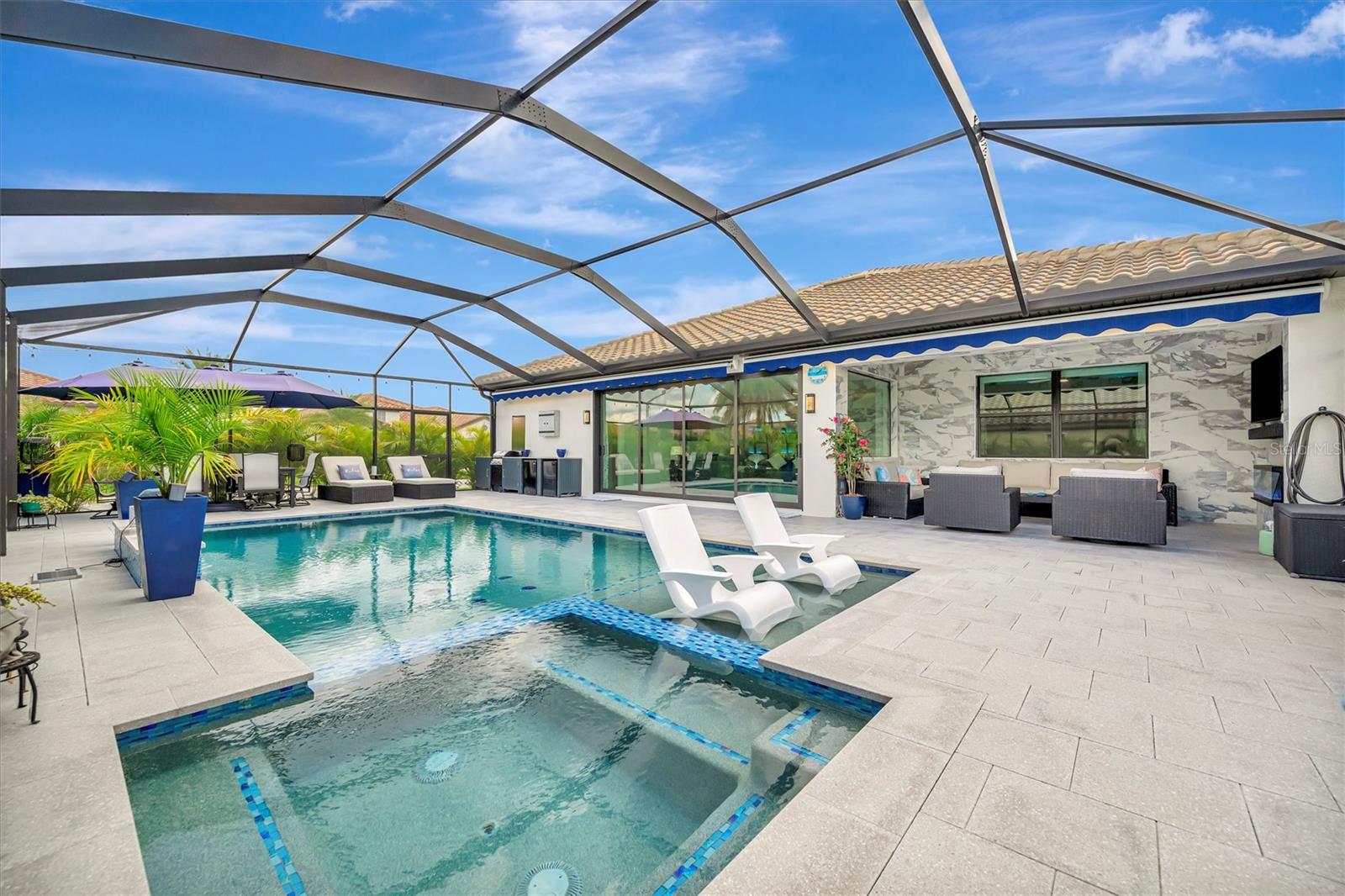 RIVER STRAND - Residential