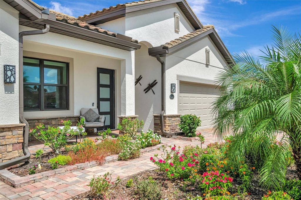 Photo of 6741 Rookery Lake Drive, Bradenton, FL 34212 (MLS # A4666622)