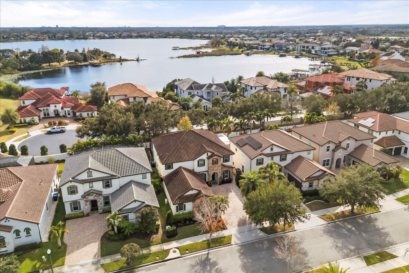 ENCLAVE - Residential