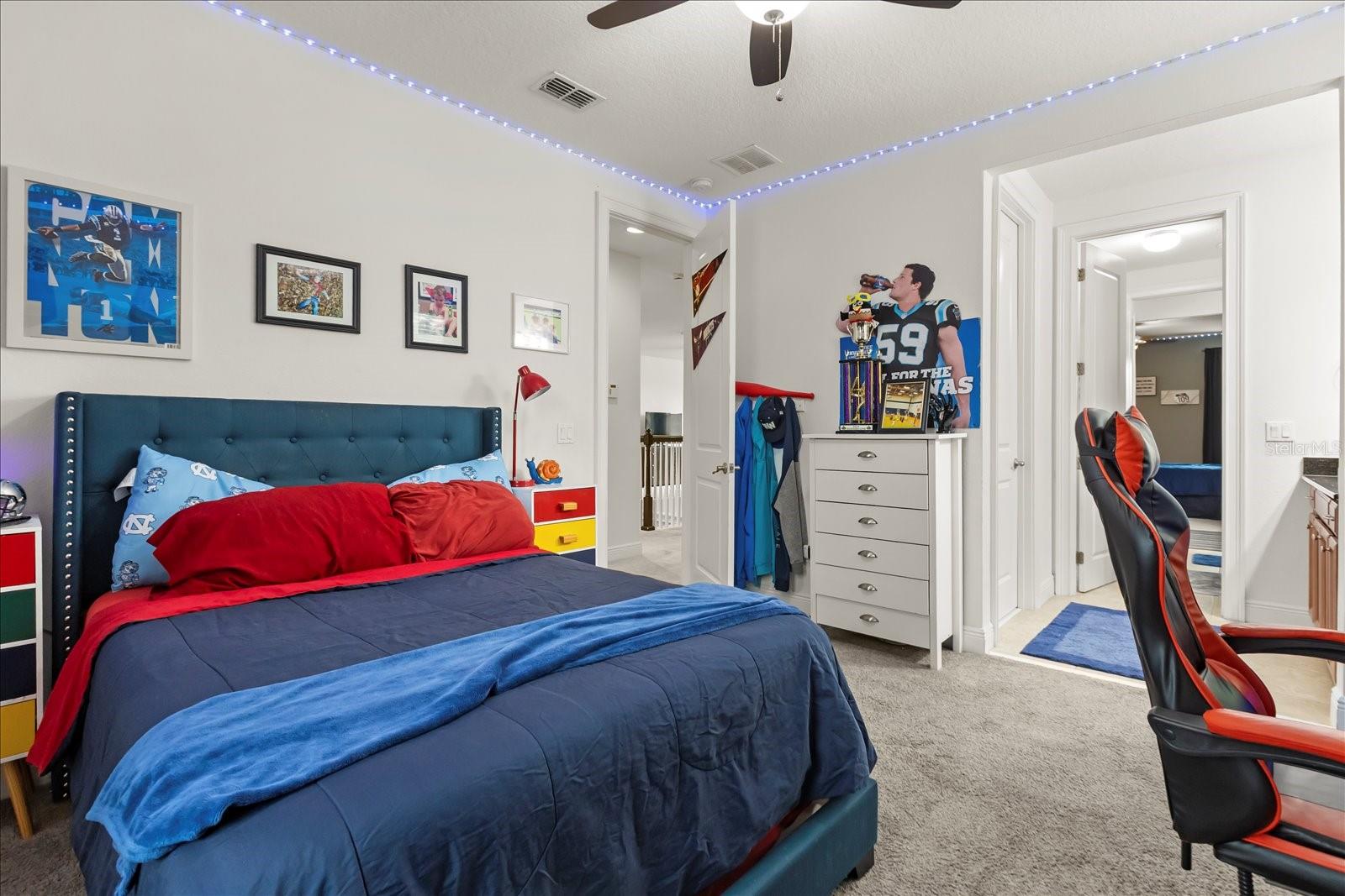 ENCLAVE - Residential