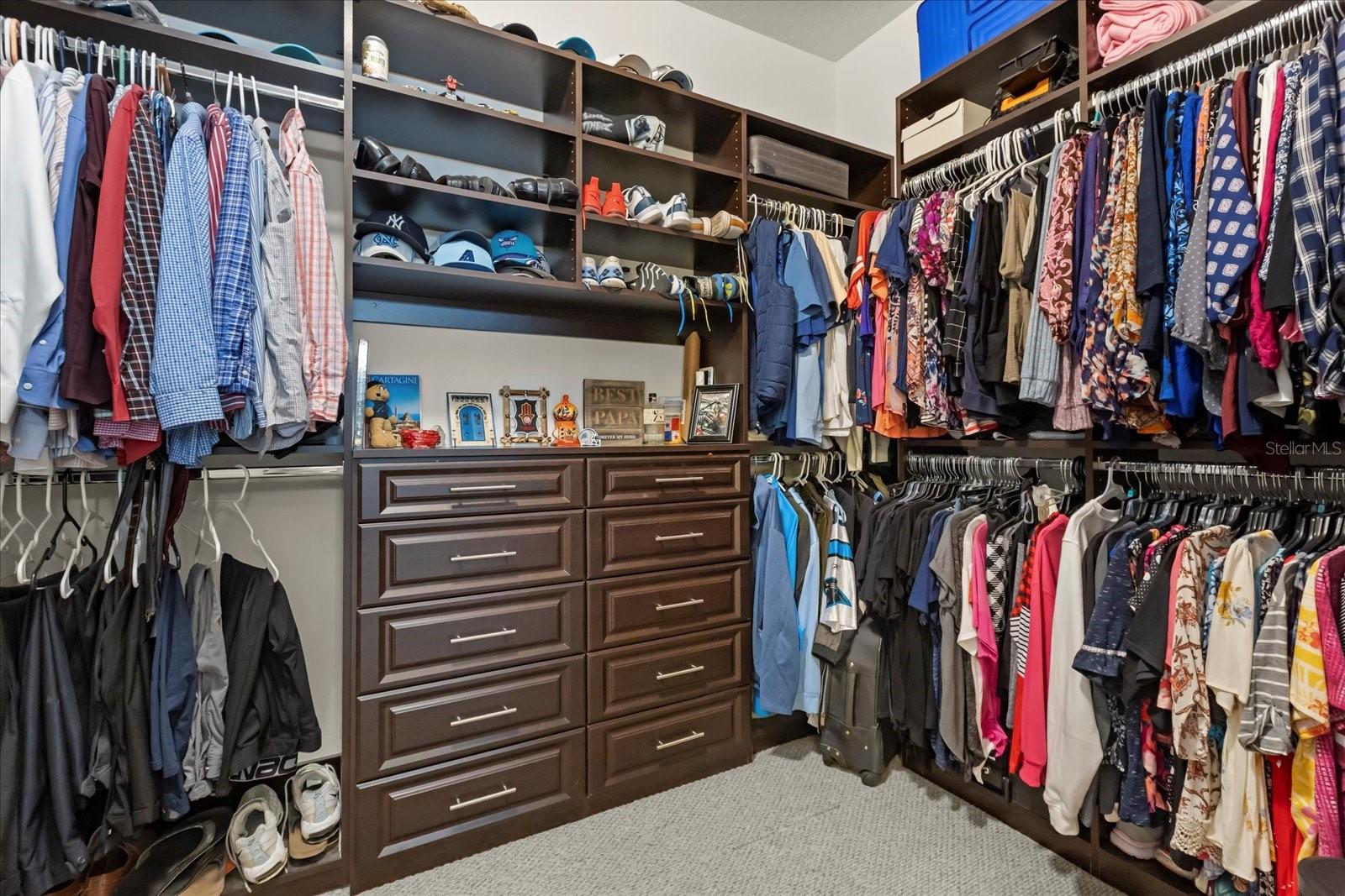 ENCLAVE - Residential