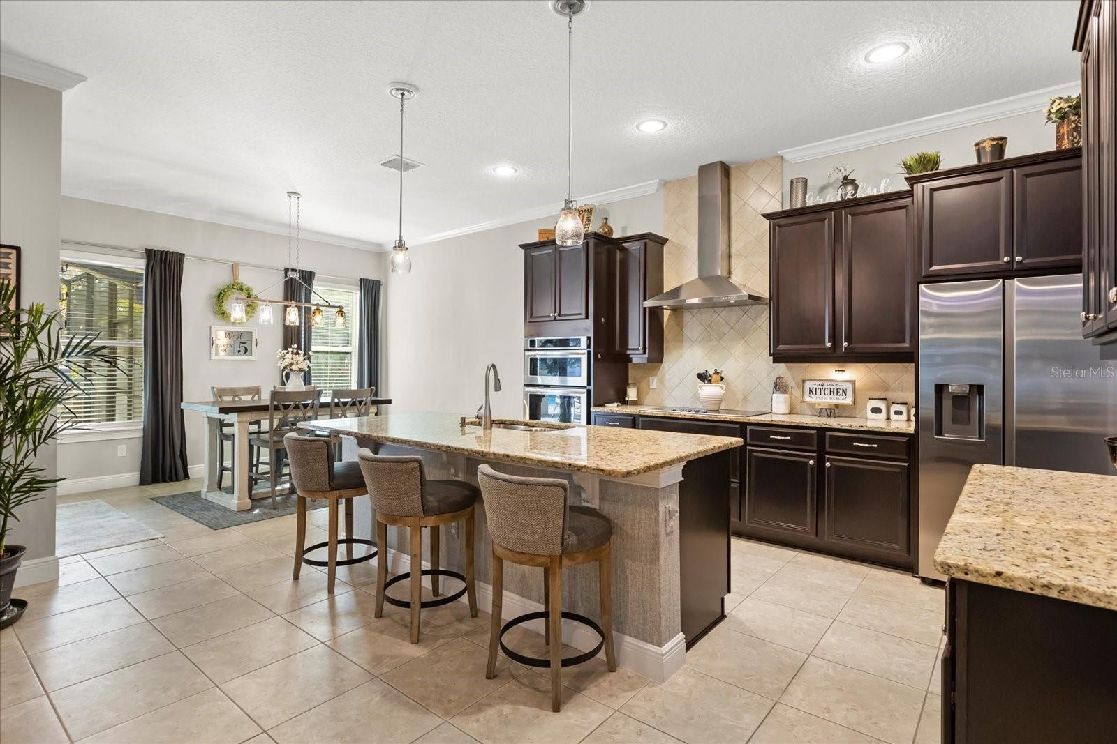 ENCLAVE - Residential