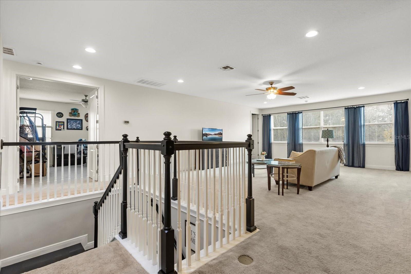 ENCLAVE - Residential