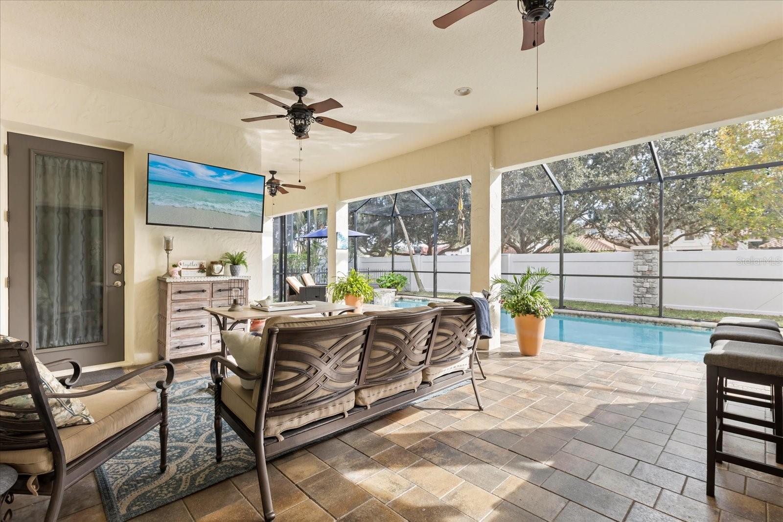 ENCLAVE - Residential