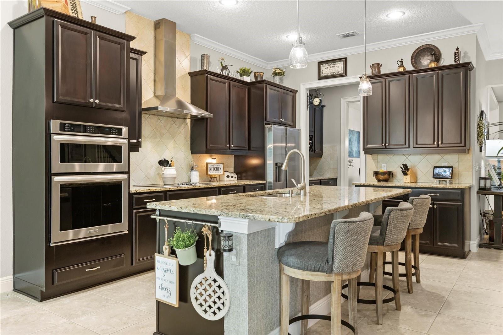 ENCLAVE - Residential