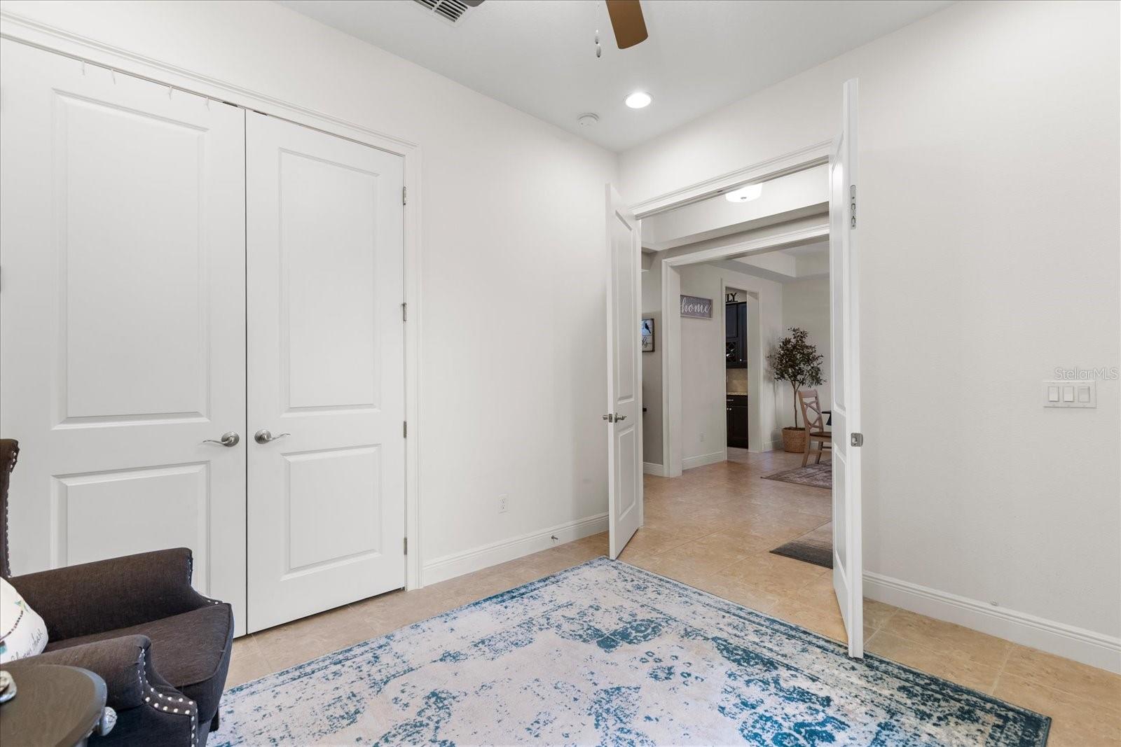 ENCLAVE - Residential