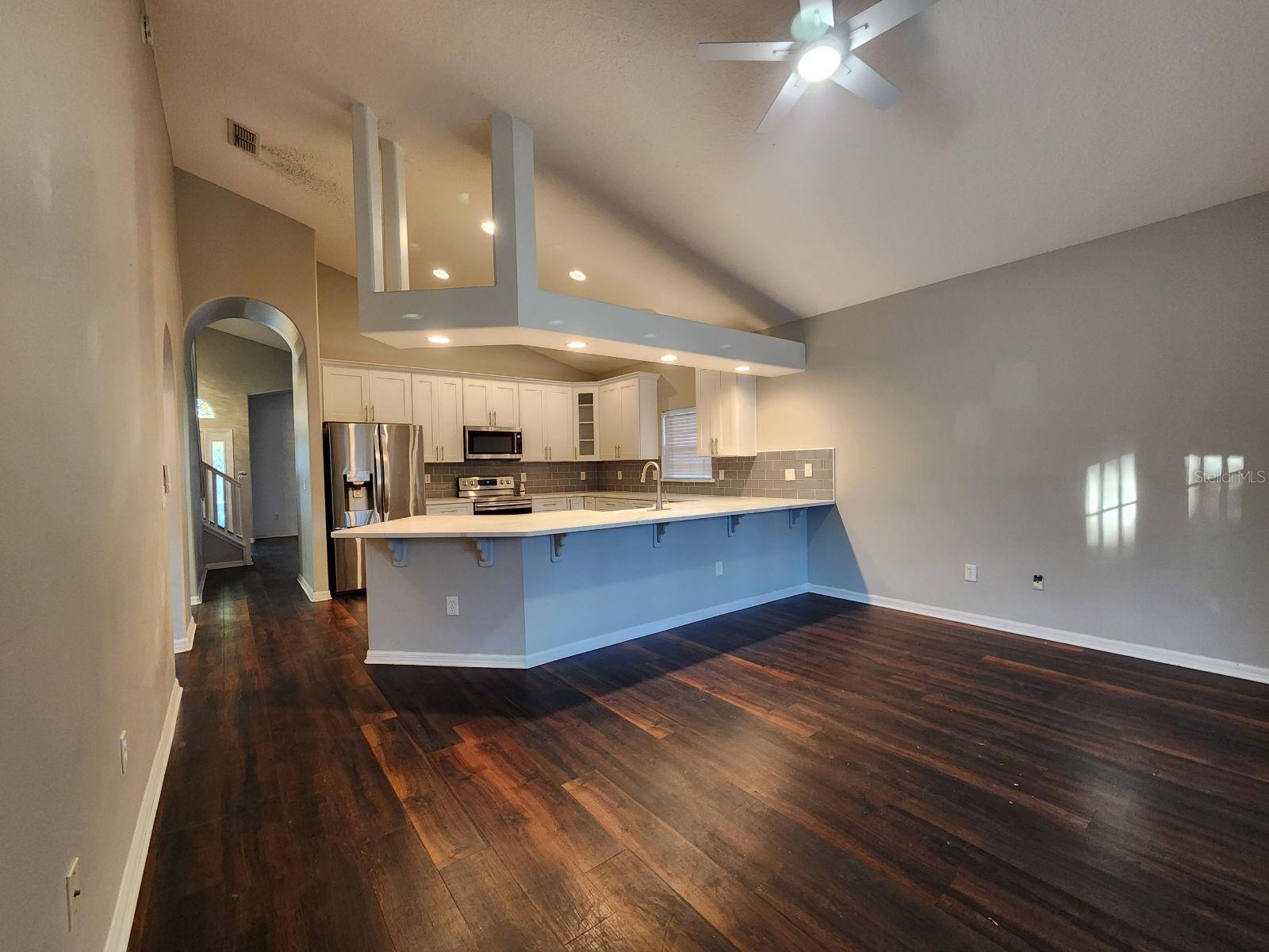 WAVERLEE WOODS UNIT 2 - Residential Lease