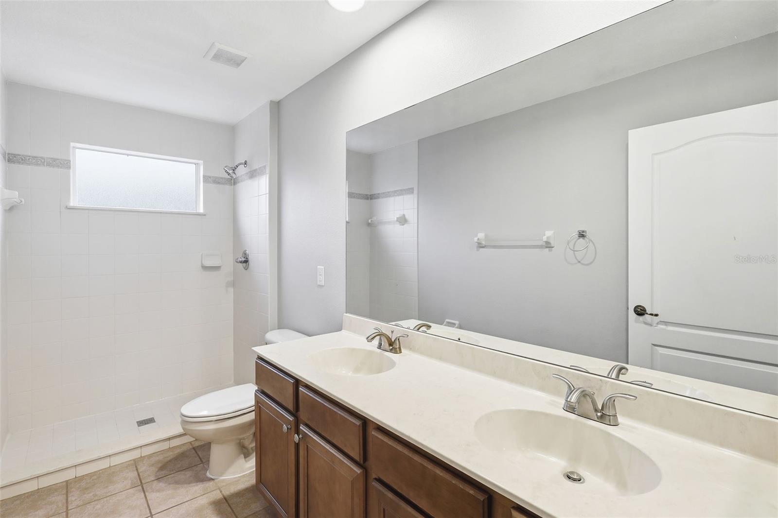 ROCK SPGS RDG PH VI-A - Residential