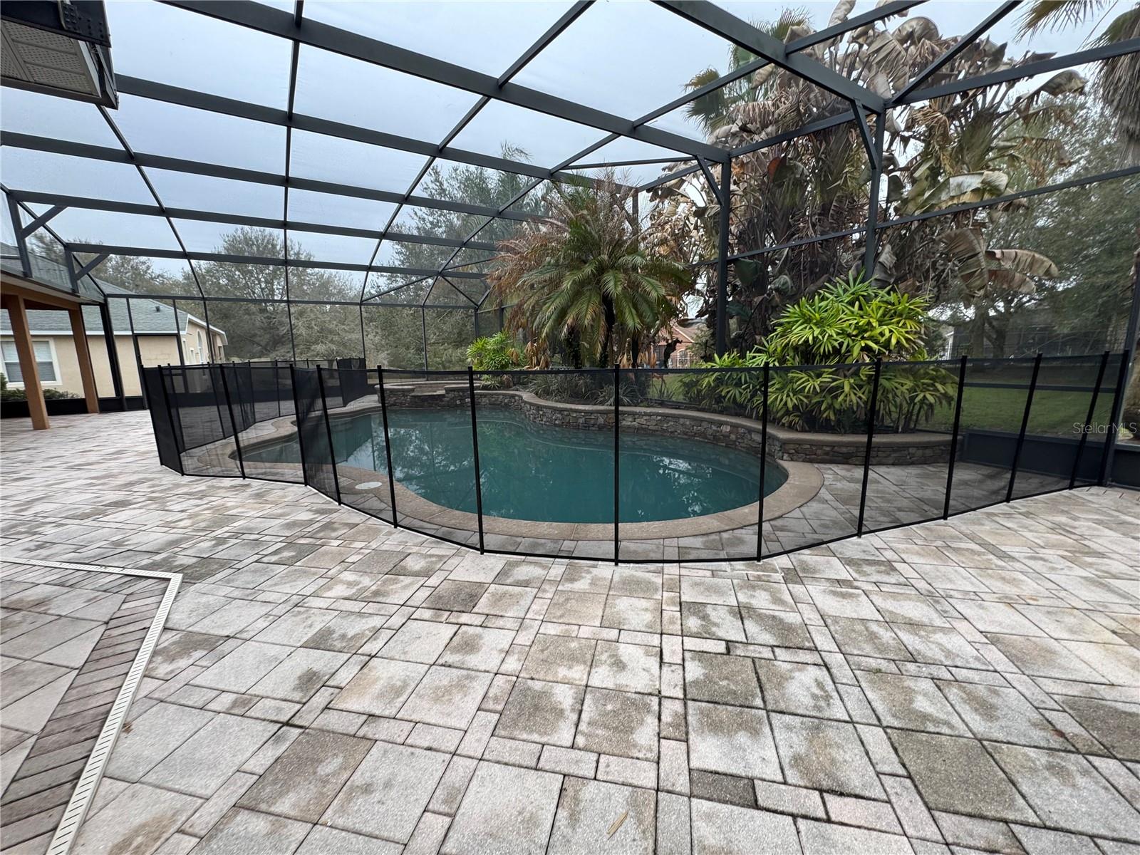 1042 SPINNING WHEEL DRIVE