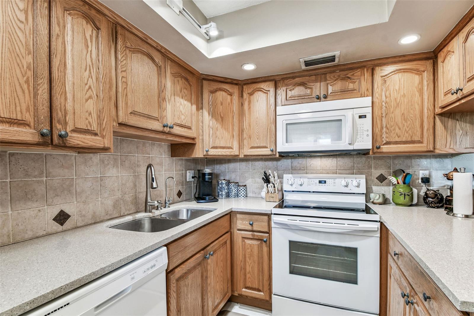 WINDRUSH BAY CONDO - Residential