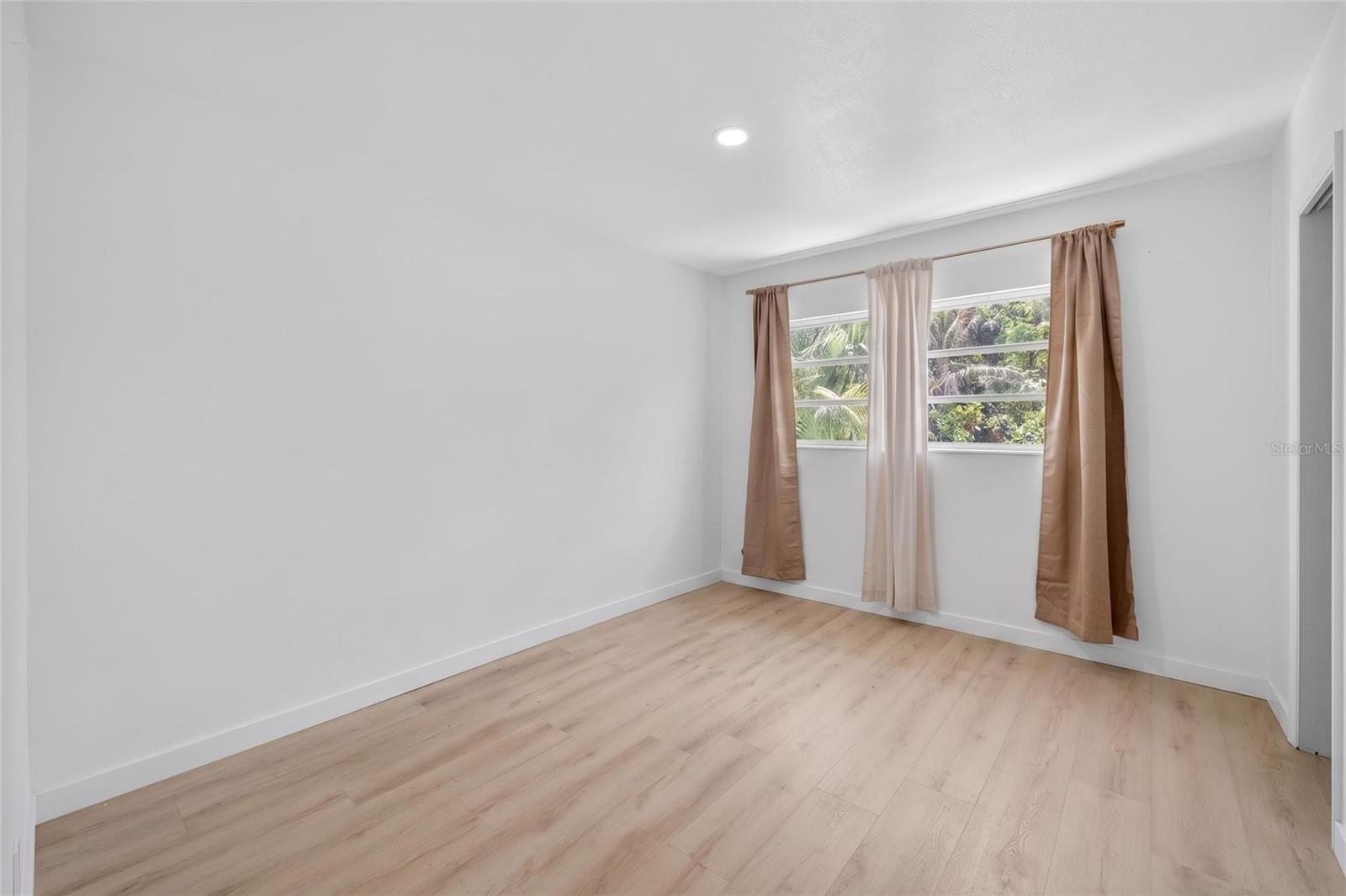DESOTO ACRES - Residential