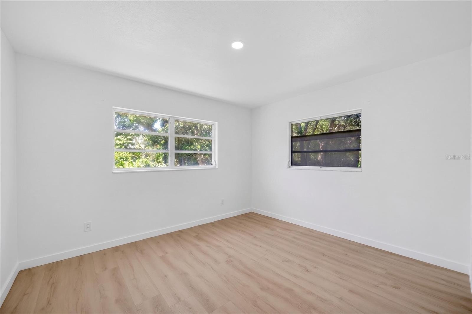 DESOTO ACRES - Residential
