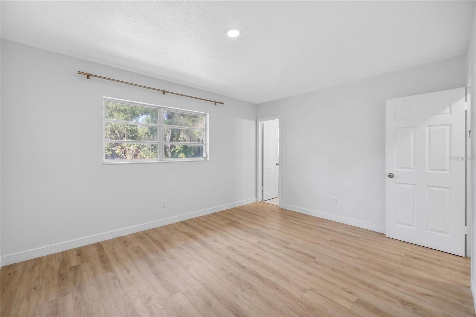 DESOTO ACRES - Residential