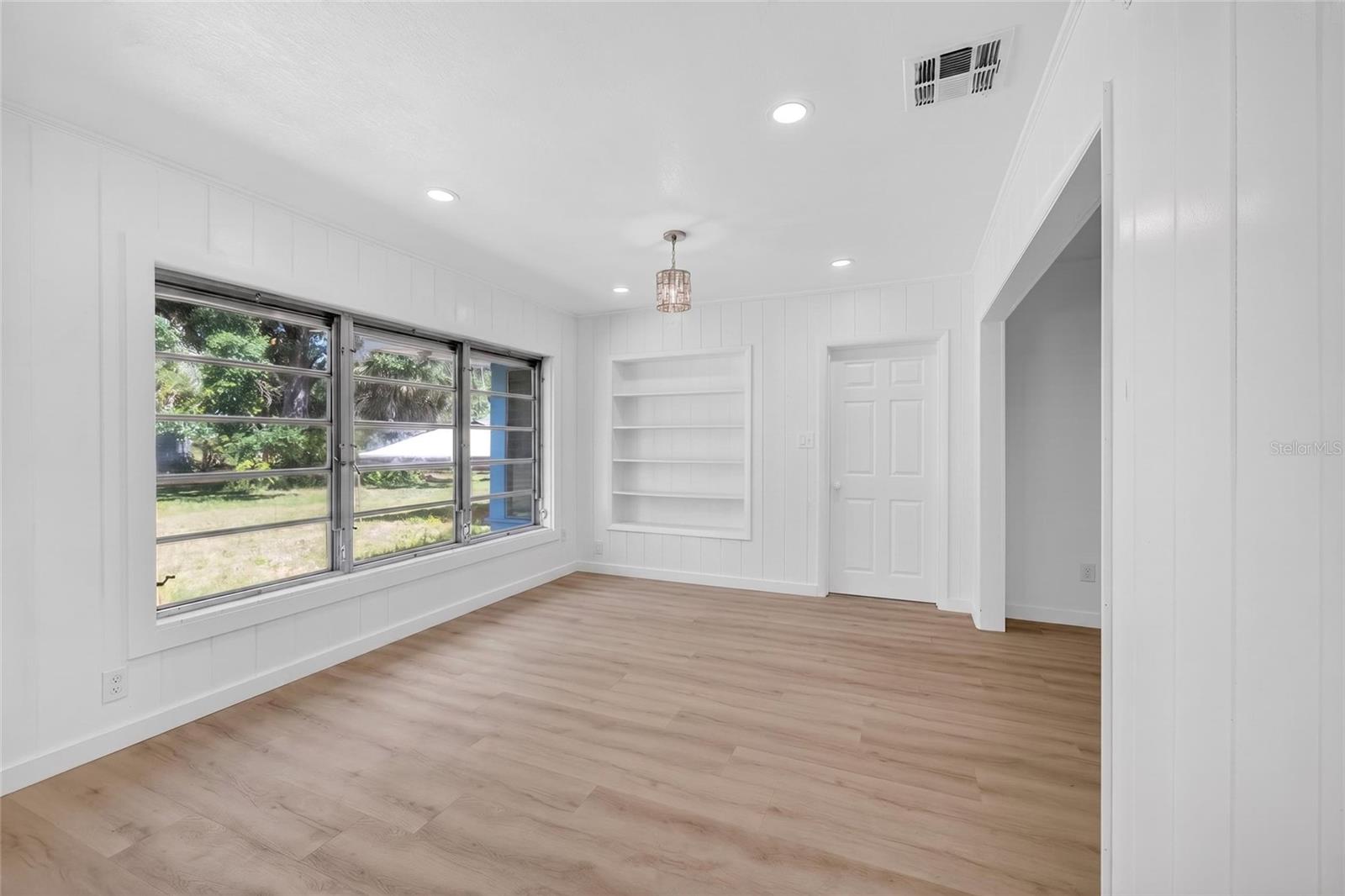 DESOTO ACRES - Residential