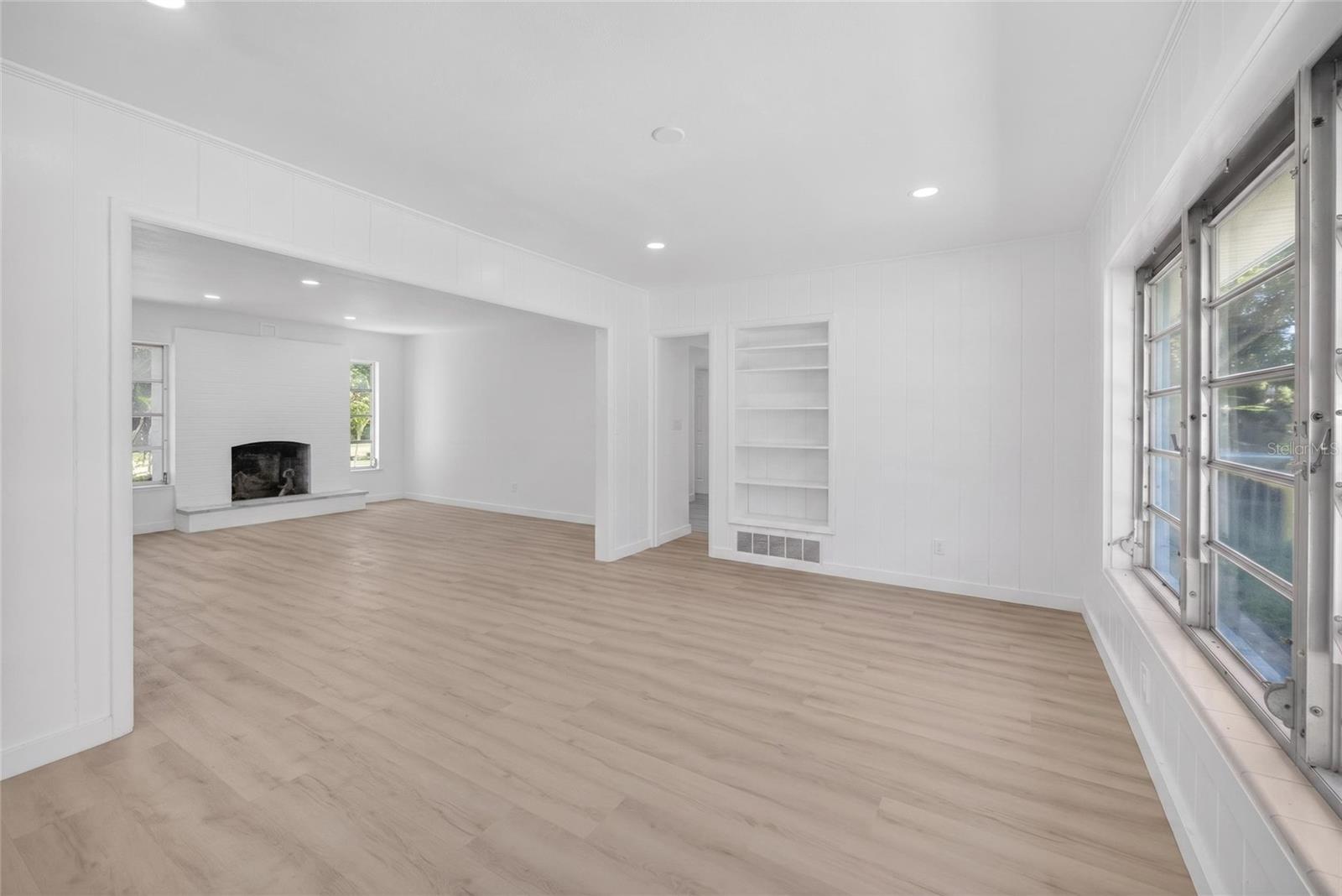 DESOTO ACRES - Residential