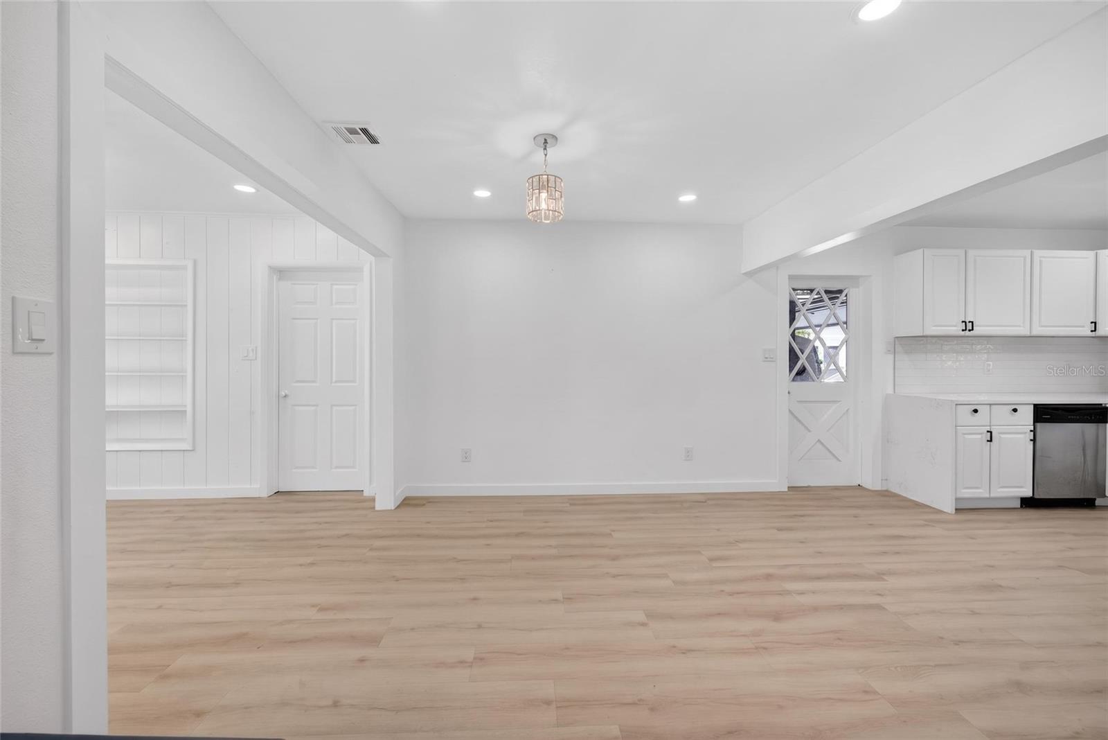 DESOTO ACRES - Residential