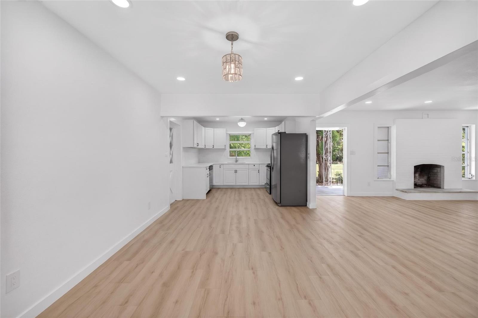 DESOTO ACRES - Residential