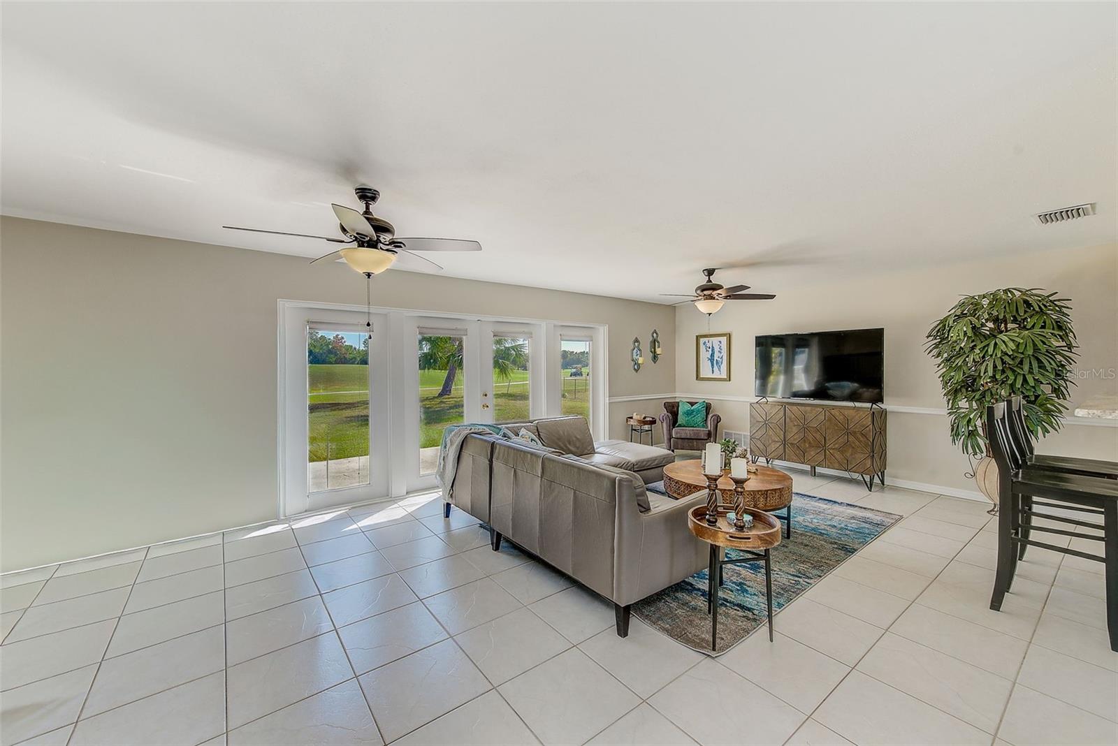 7195 AUGUSTA BOULEVARD